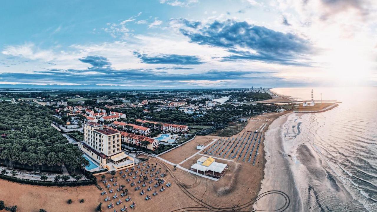 Hotel Fenix Cavallino-Treporti Buitenkant foto